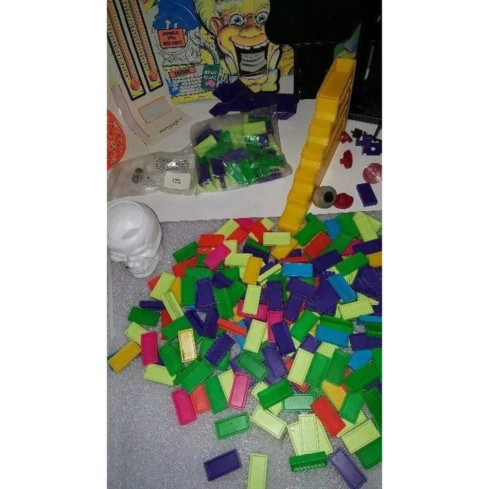 1996 Domino Rally Mad Lab Set Pressman
